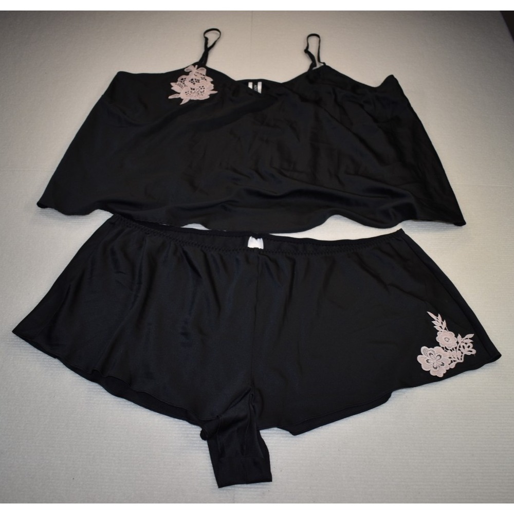 Adore Me Women's Black Cami & Shorts Size 2X Adjustable Str